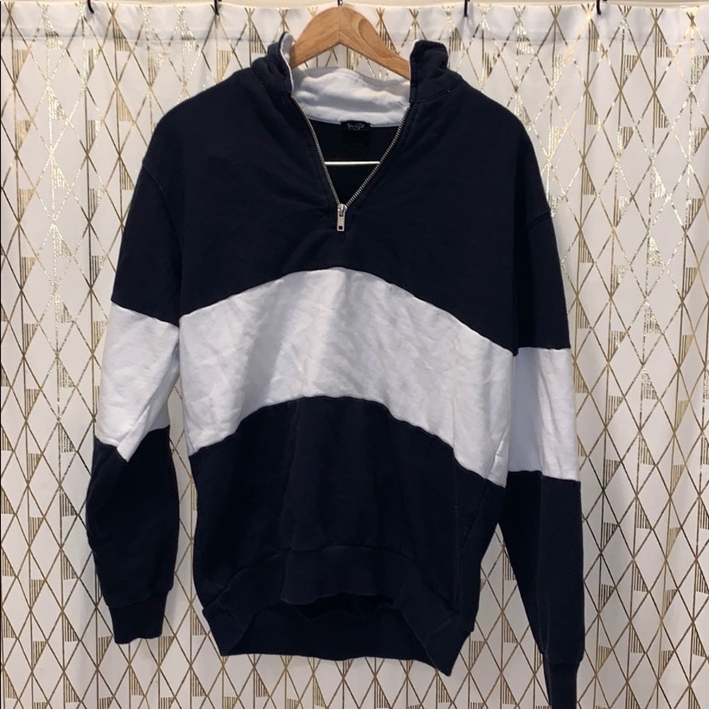 Brandy Melville sweatshirt!